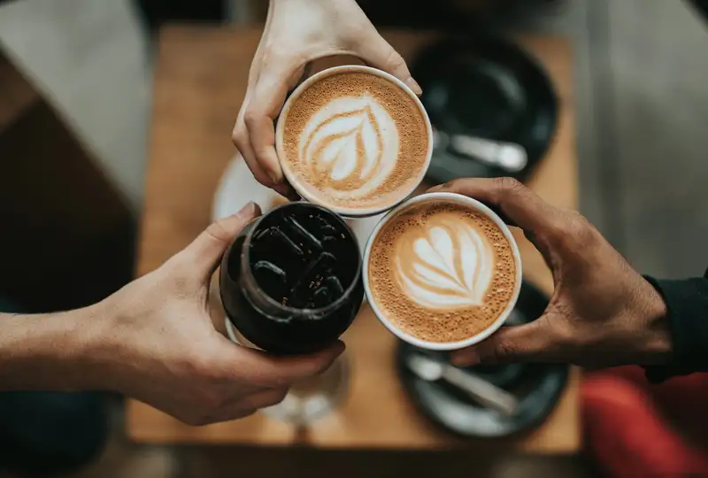 Café coado em xícara